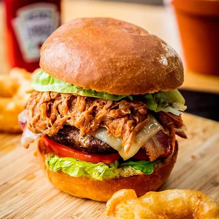 Otel The Gamekeeper's 4*