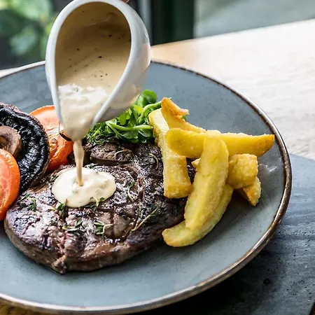 The Gamekeeper's 4* Threshfield