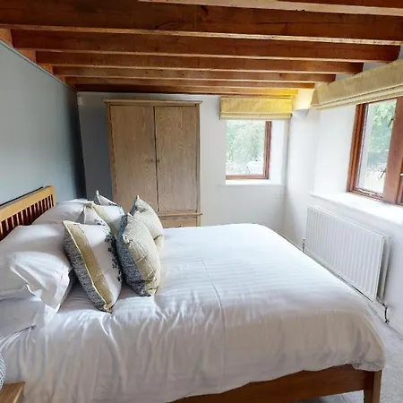 The Gamekeeper's 4* Threshfield